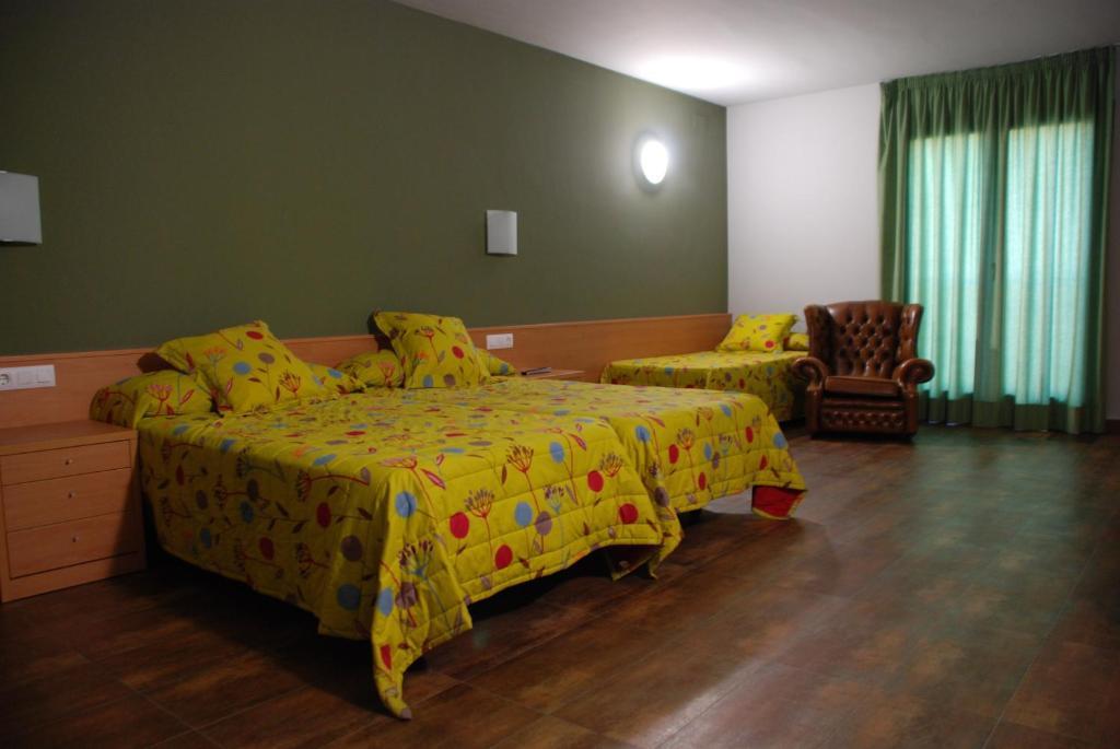 Hotel Pinxo Санта Колома де Фарнерс Стая снимка